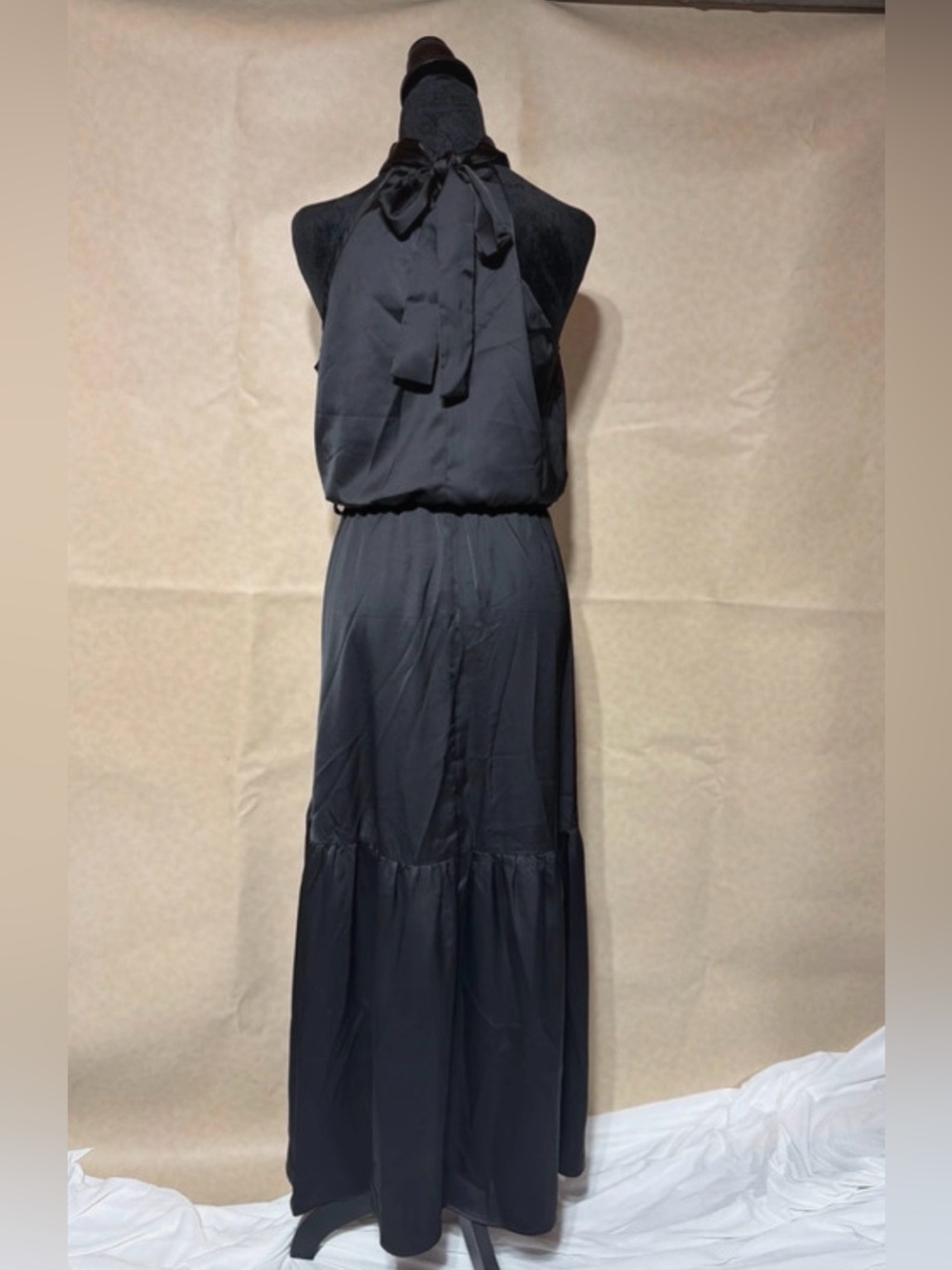KIRUNDO Black Satin Mock Neck Halter Maxi Dress Tiered Hem Size Large